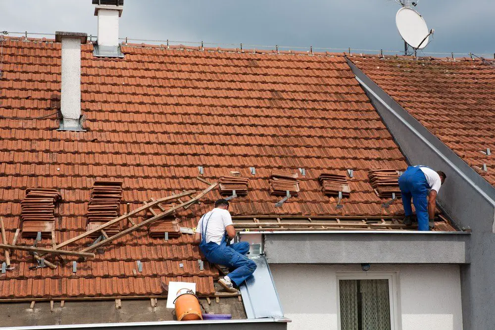 Few Common Reasons For Roof Repairs