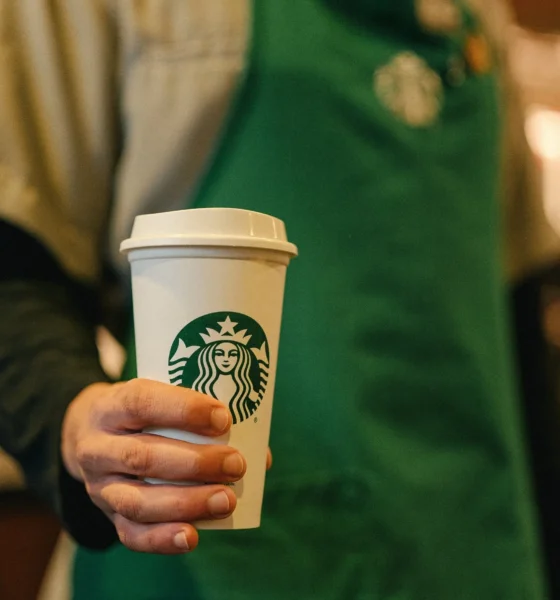Starbucks Partner hours