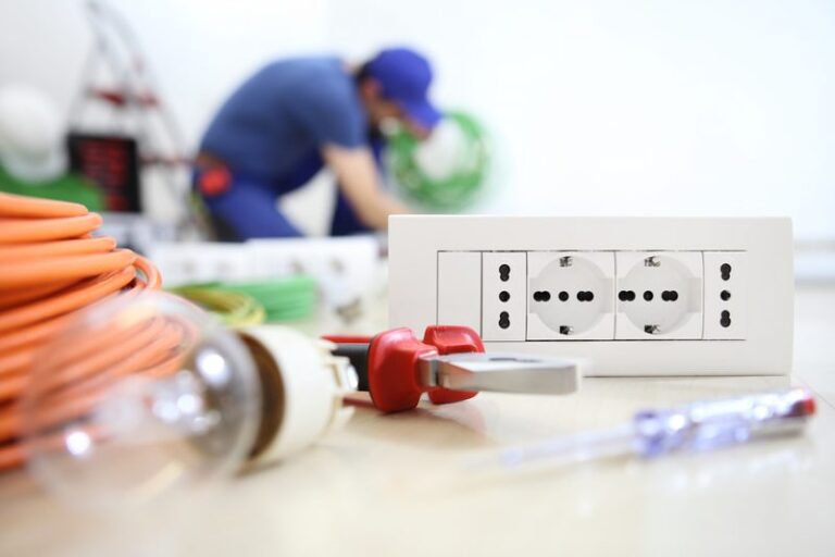 Powering Melbourne: Prolec Electrical's Comprehensive Solutions as Your Go-To Melbourne Electrician