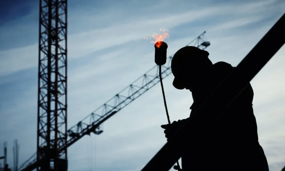 5 Strategies to Keep Your Construction Workers Safe and Satisfied