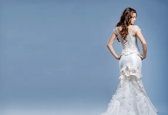 How to Shop for a Wedding Dress - Insider Tips From Bridal Experts
