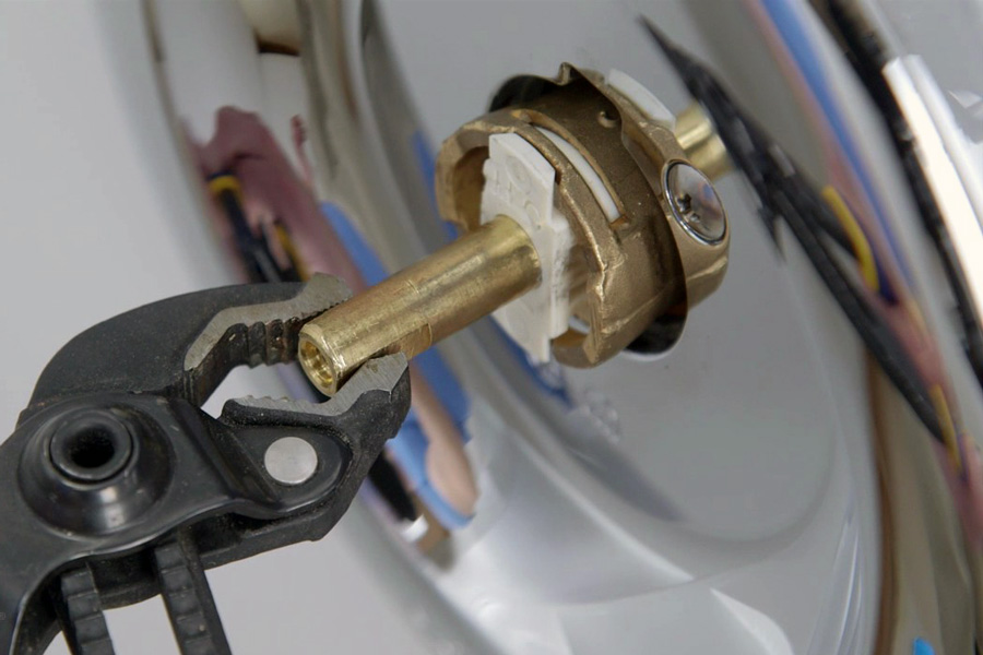 how to replace faucet cartridge